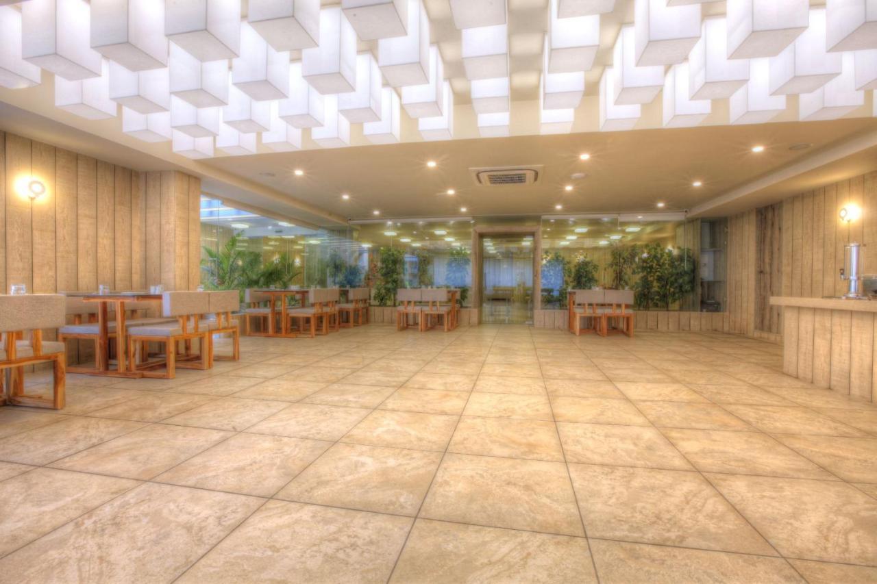 Scenaria Hotel أحمد أباد المظهر الخارجي الصورة