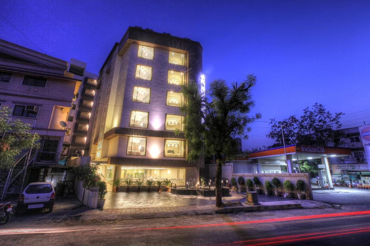 Scenaria Hotel أحمد أباد المظهر الخارجي الصورة